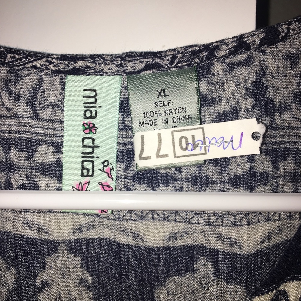 Tilly’s Patterned Romper - Picture 4 of 4